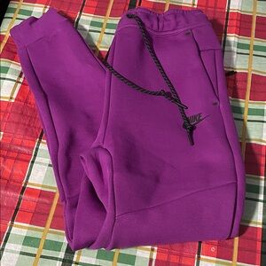 Nike Mens Vibrant Purple Sweatpants